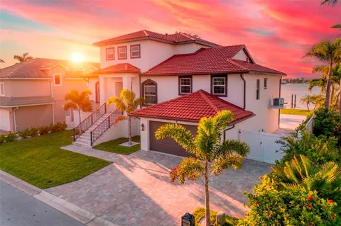 4 PARADISE LANE