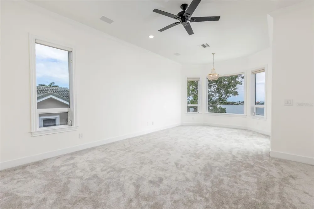 4 PARADISE LANE Treasure Island, FL 33706
