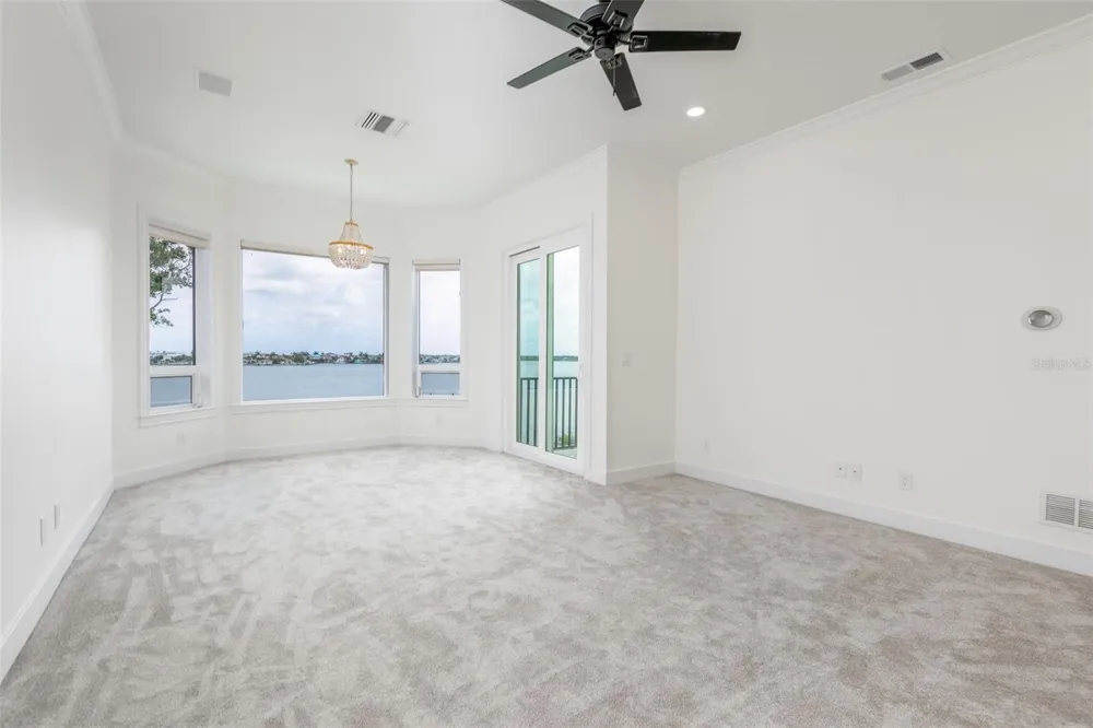 4 PARADISE LANE Treasure Island, FL 33706