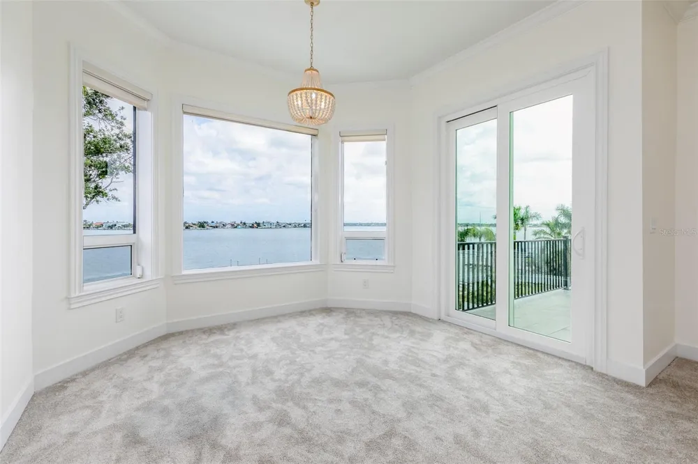 4 PARADISE LANE Treasure Island, FL 33706