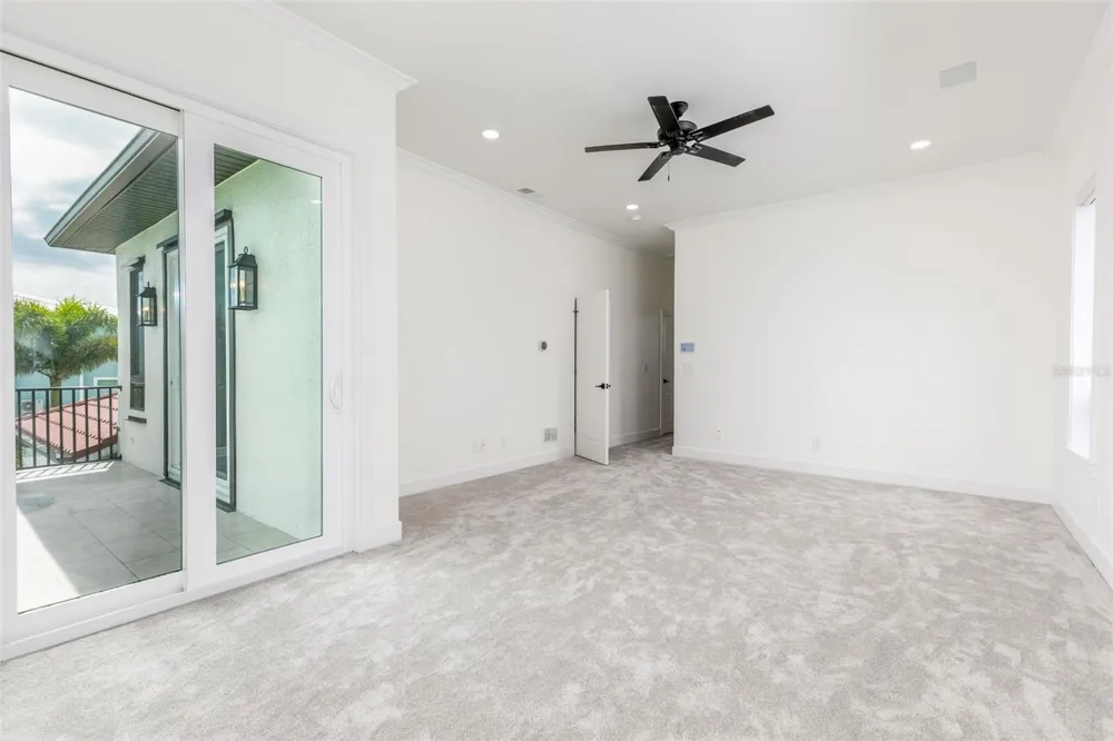 4 PARADISE LANE Treasure Island, FL 33706