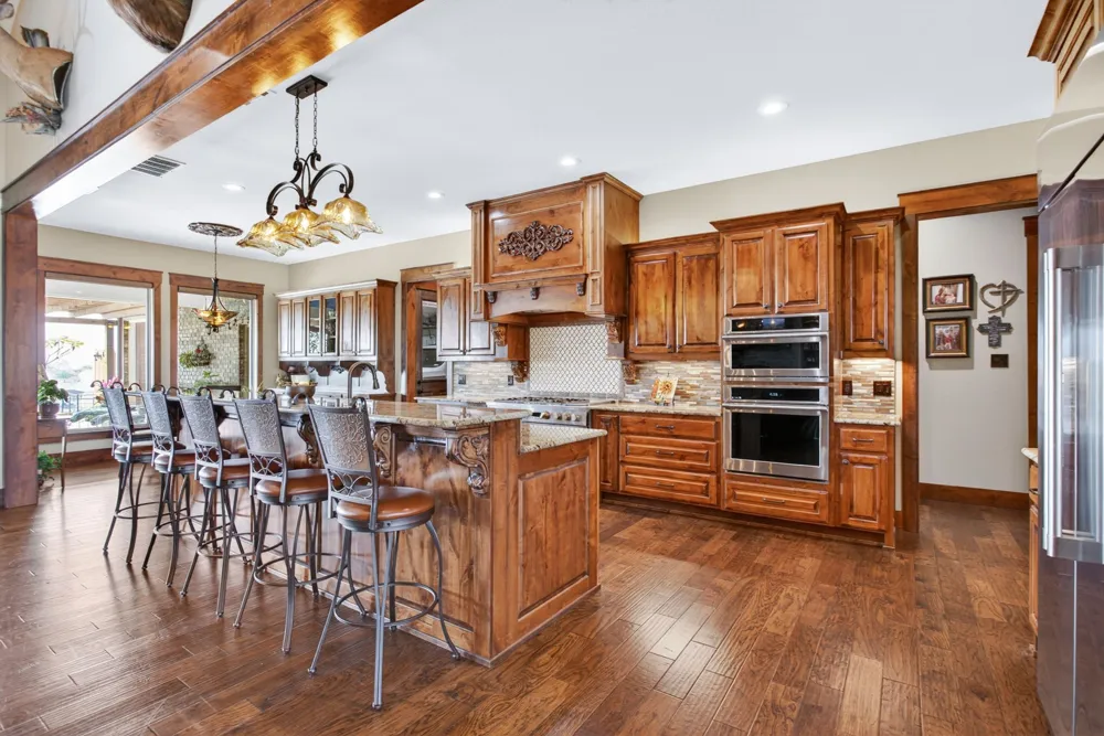 501 Alsdorf Road Ennis, TX 75119