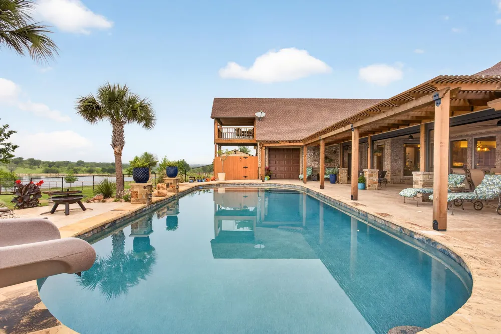 501 Alsdorf Road Ennis, TX 75119