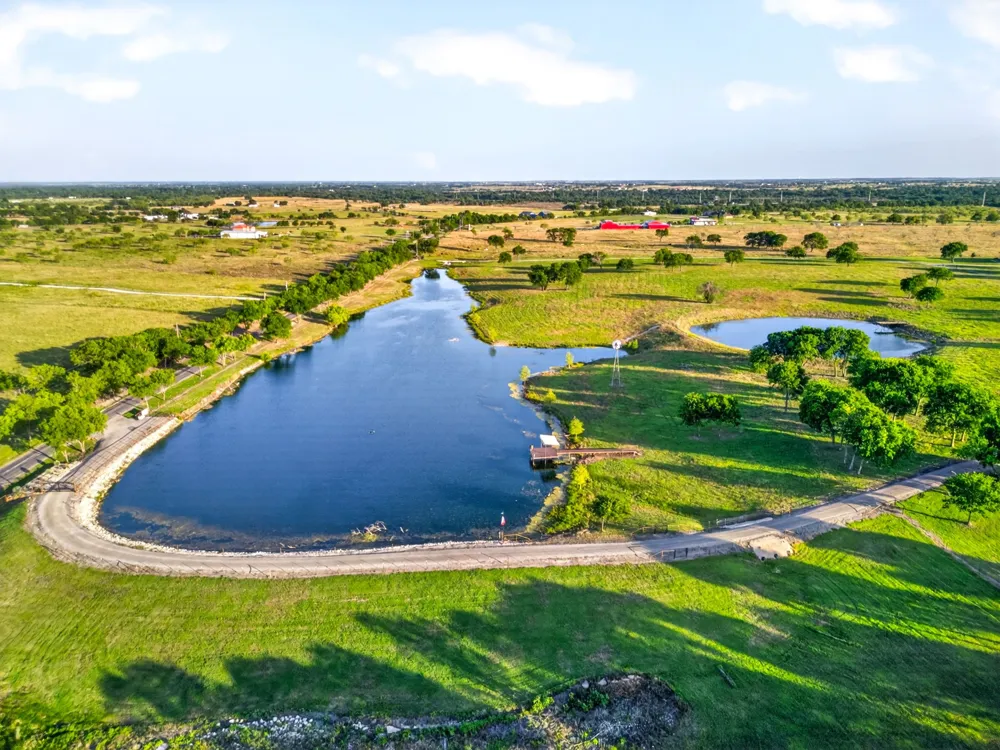 501 Alsdorf Road Ennis, TX 75119