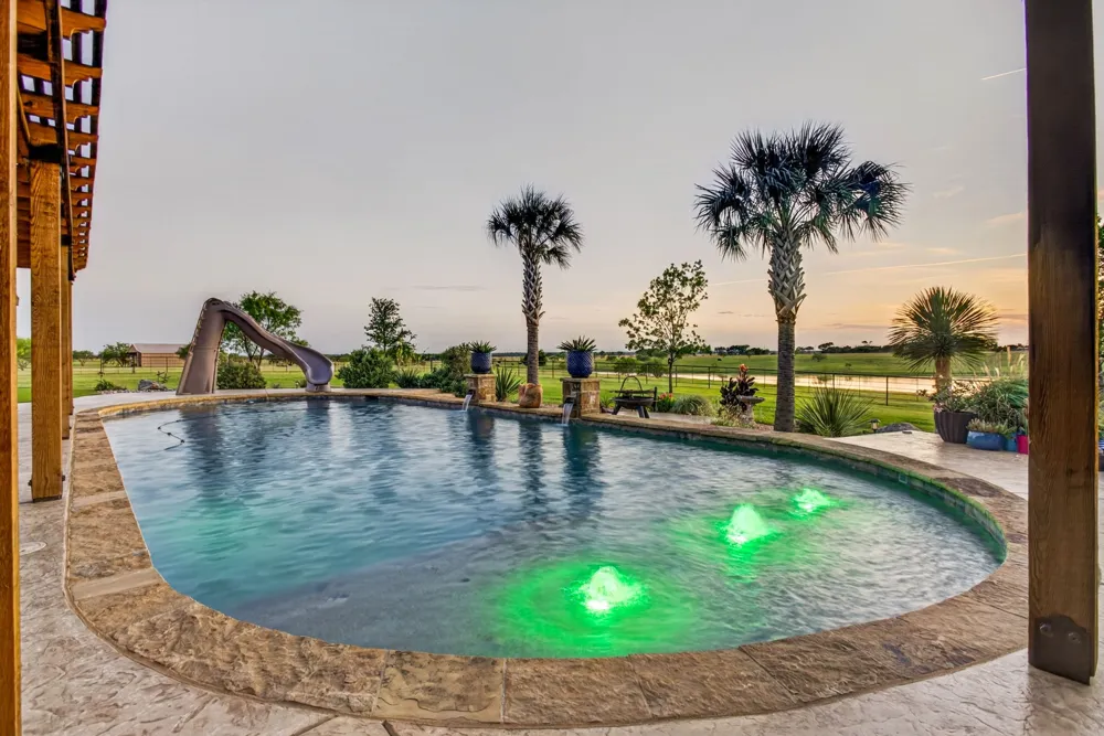 501 Alsdorf Road Ennis, TX 75119