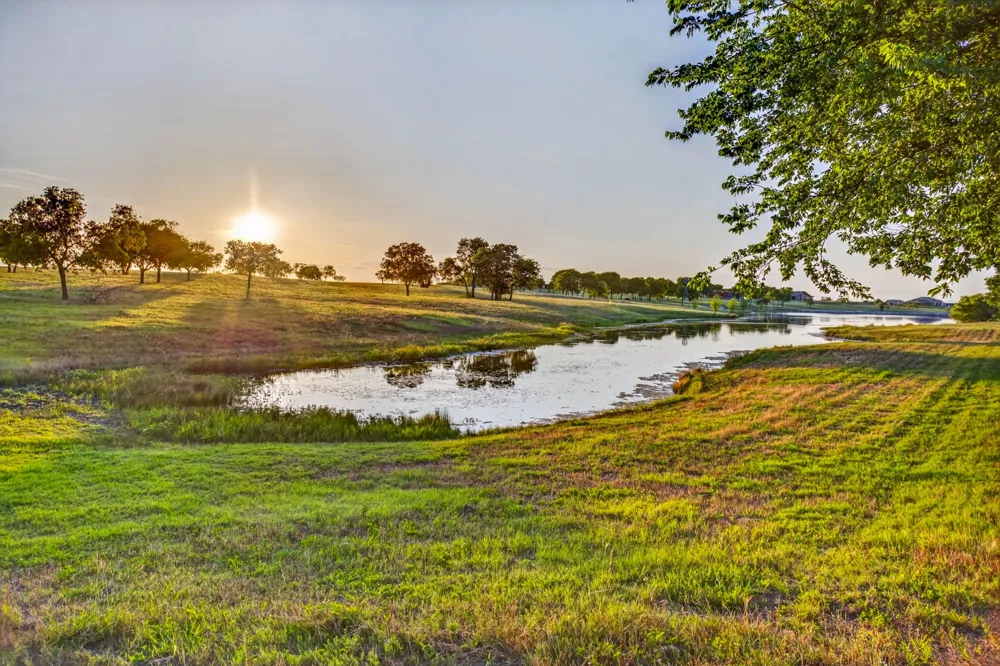 501 Alsdorf Road Ennis, TX 75119
