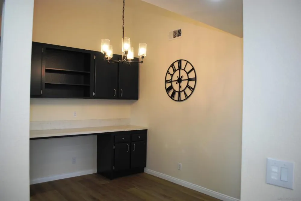 6116 Calle Mariselda #304 San Diego, CA 92124