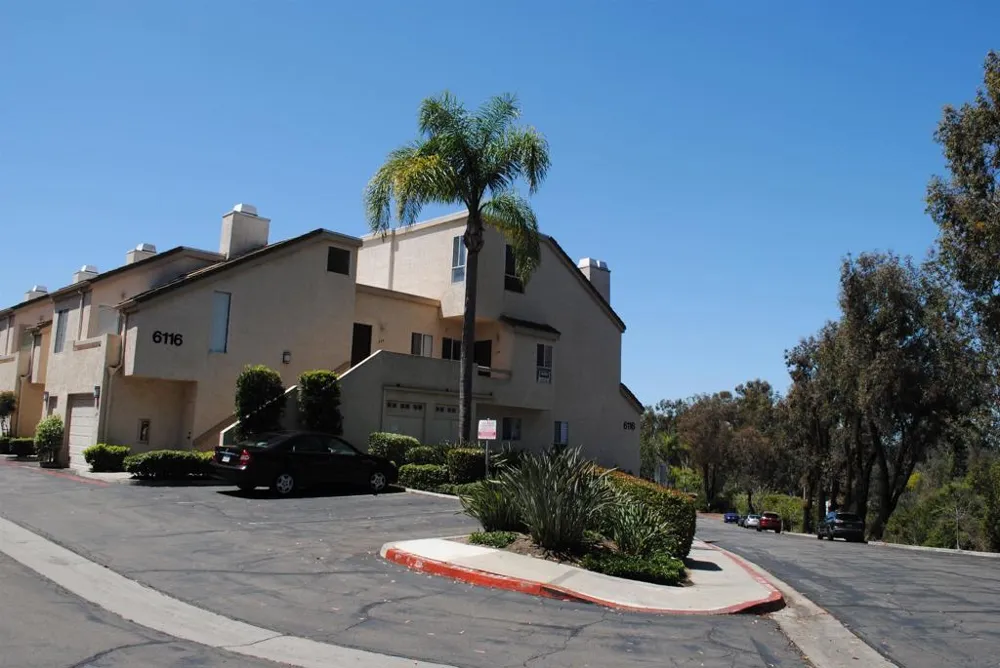 6116 Calle Mariselda #304 San Diego, CA 92124