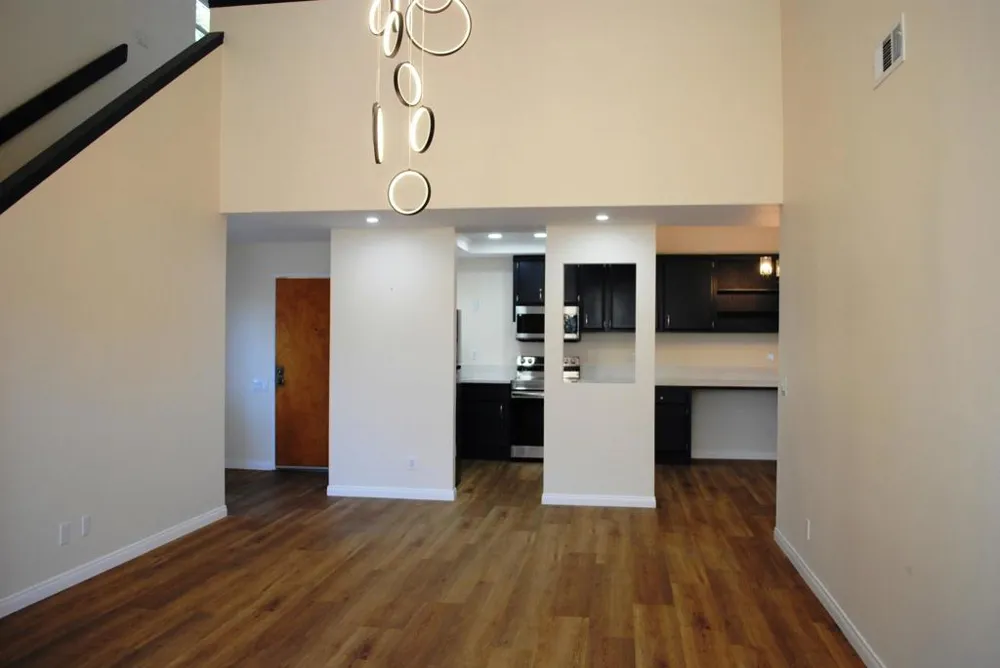 6116 Calle Mariselda #304 San Diego, CA 92124