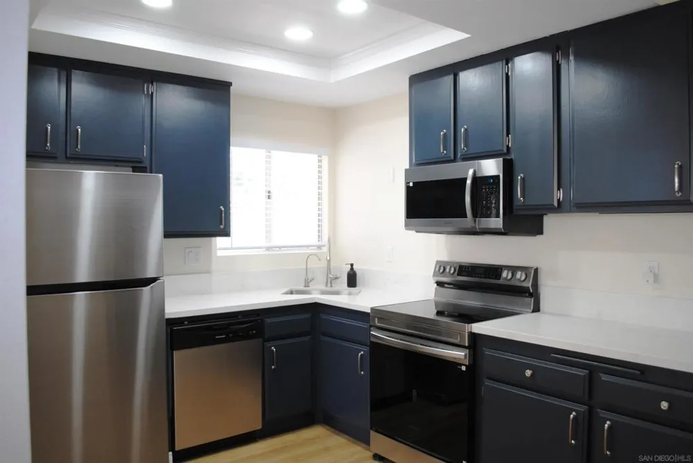 6116 Calle Mariselda #304 San Diego, CA 92124