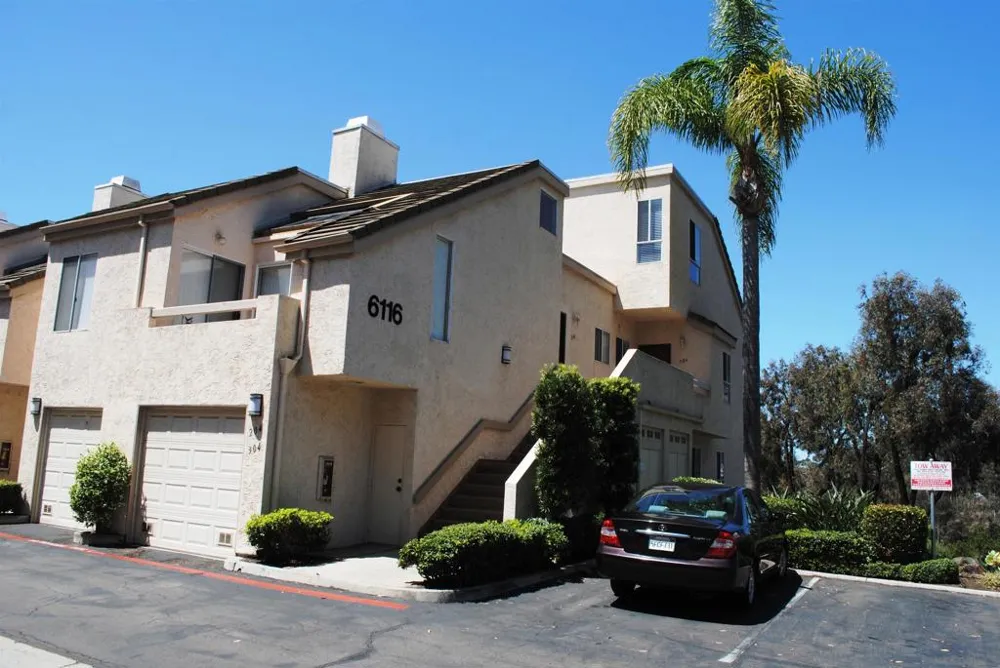 6116 Calle Mariselda #304 San Diego, CA 92124
