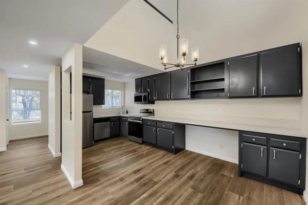 6116 Calle Mariselda #304 San Diego, CA 92124