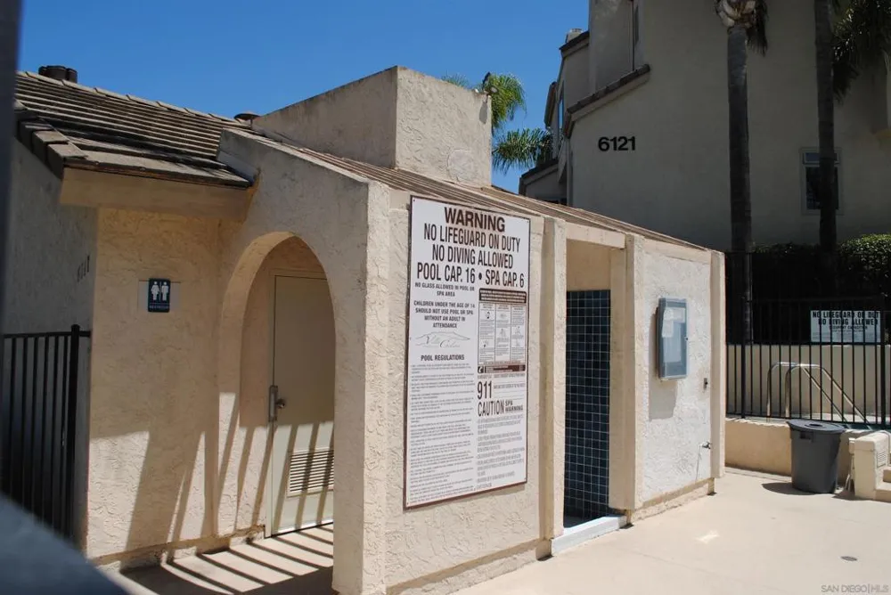 6116 Calle Mariselda #304 San Diego, CA 92124