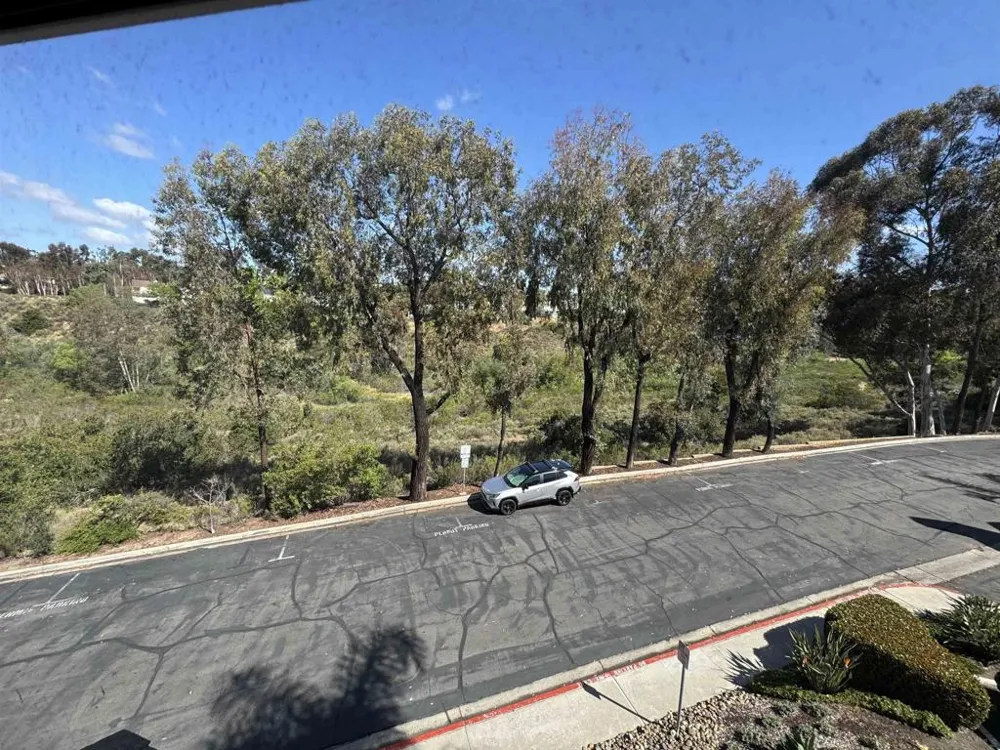 6116 Calle Mariselda #304 San Diego, CA 92124