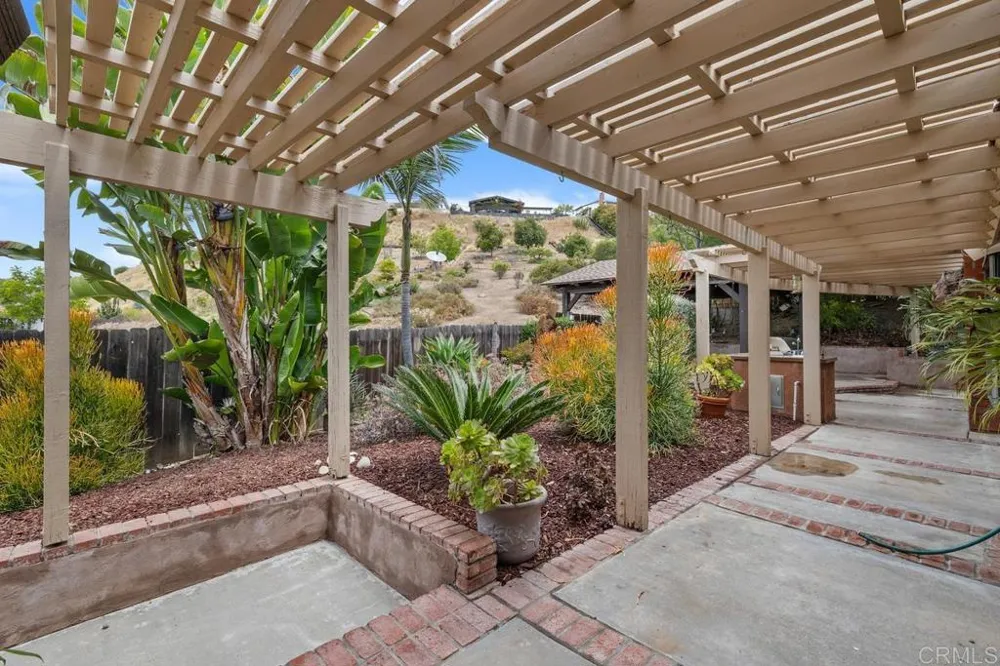 9556 Tropico Drive La Mesa, CA 91941