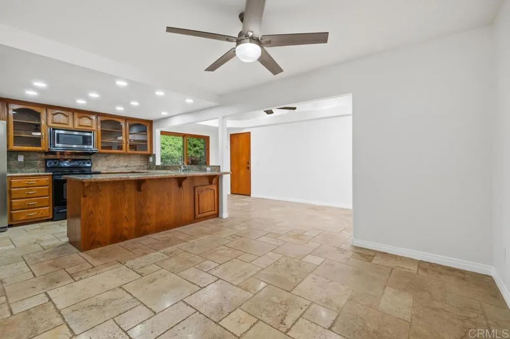 9556 Tropico Drive La Mesa, CA 91941