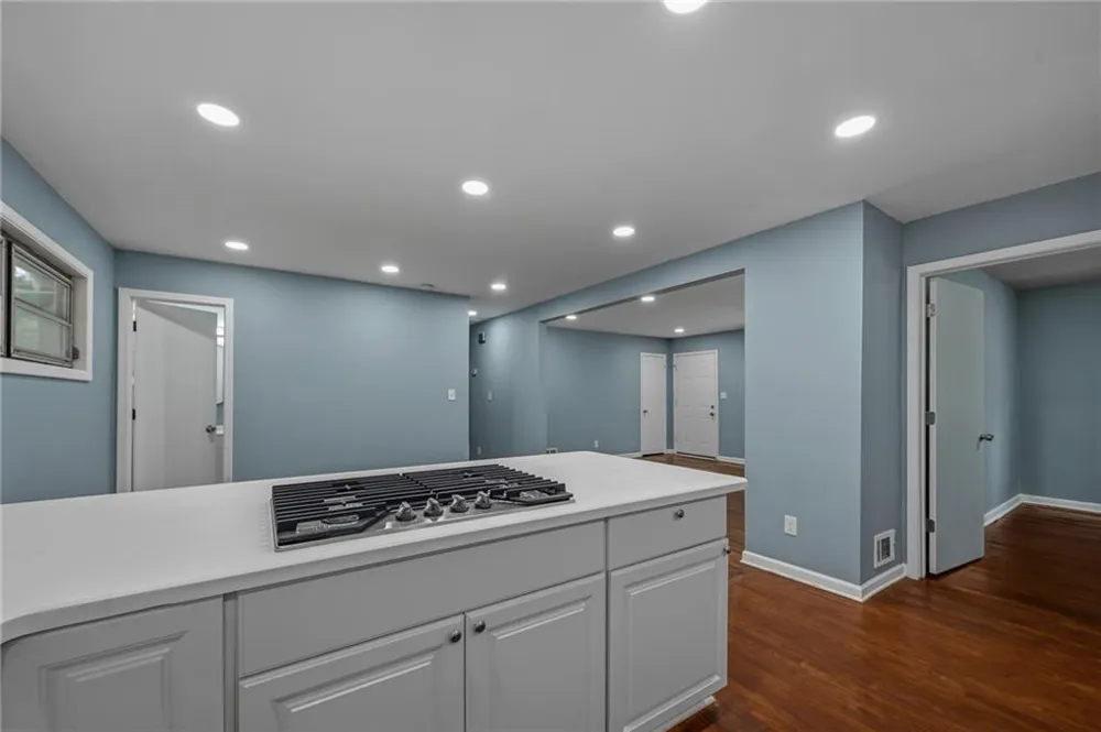 4707 City View Drive Forest Park, GA 30297