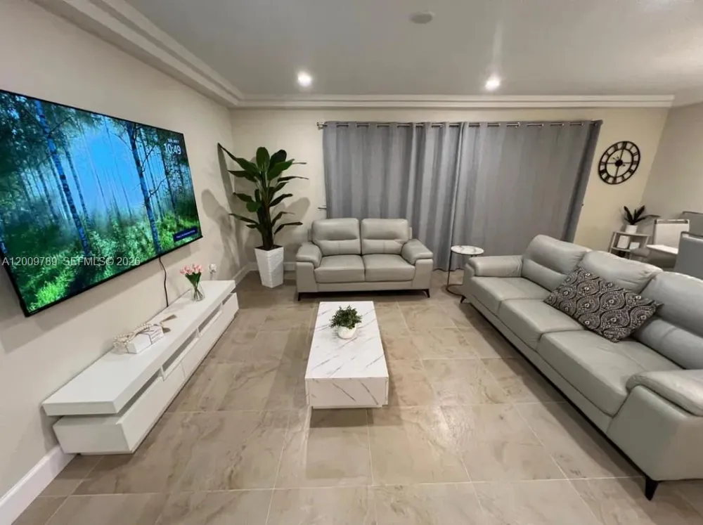 5221 York Ct #0 Cape Coral, FL 33904