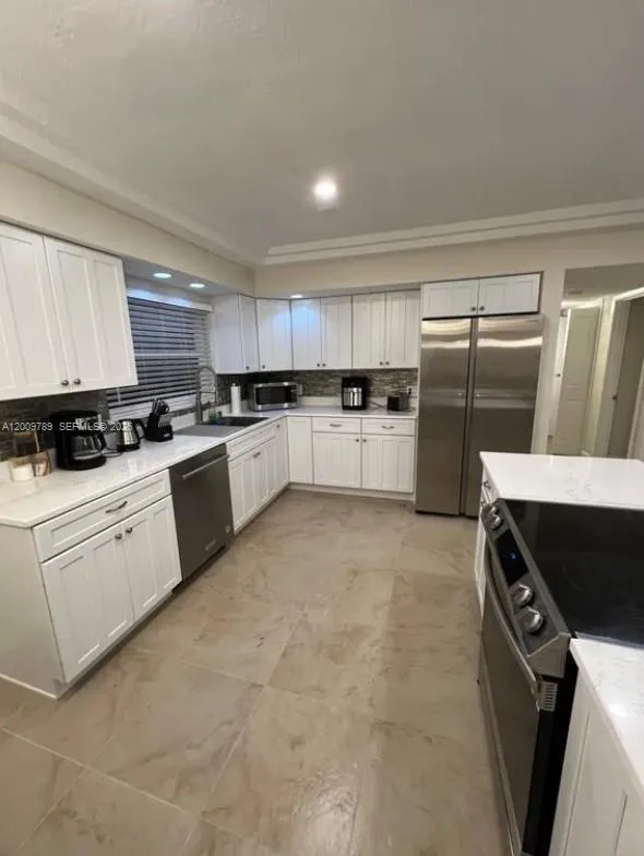 5221 York Ct #0 Cape Coral, FL 33904
