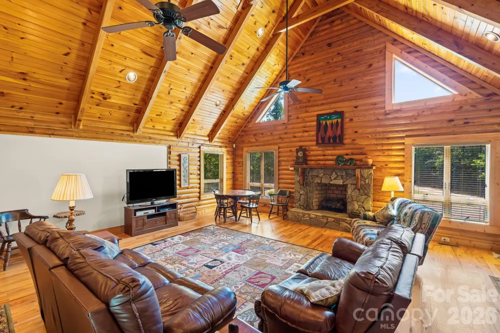 3341 Peniel Road Tryon, NC 28782