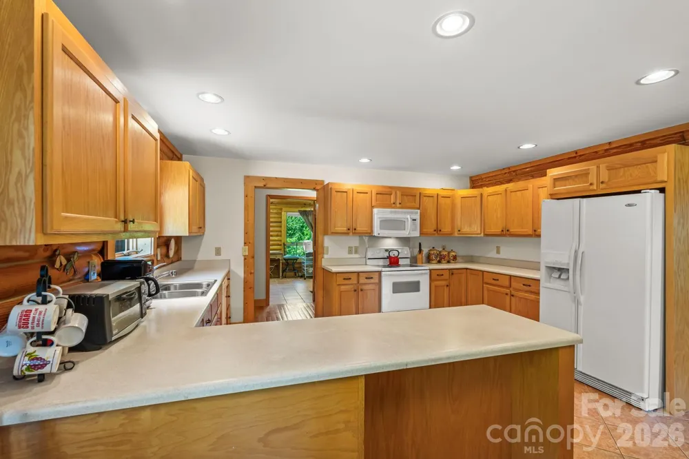3341 Peniel Road Tryon, NC 28782