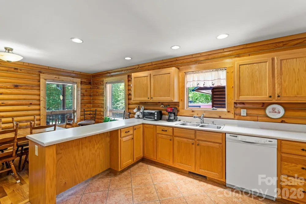 3341 Peniel Road Tryon, NC 28782