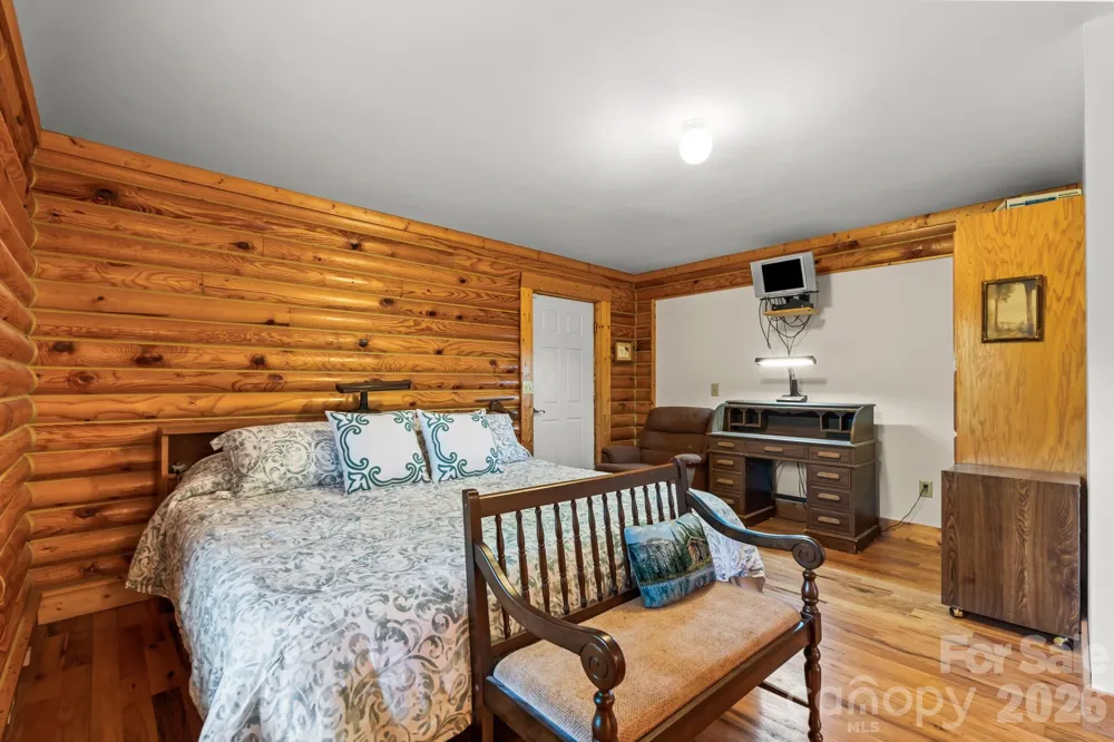 3341 Peniel Road Tryon, NC 28782