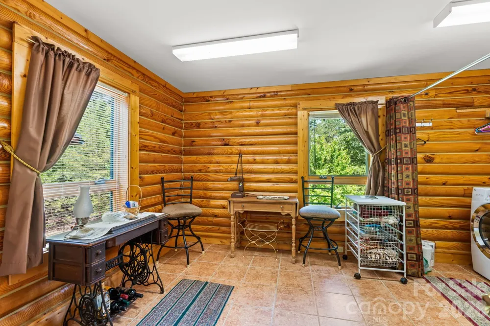 3341 Peniel Road Tryon, NC 28782