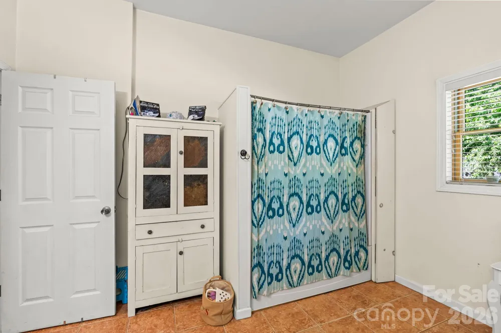 3341 Peniel Road Tryon, NC 28782