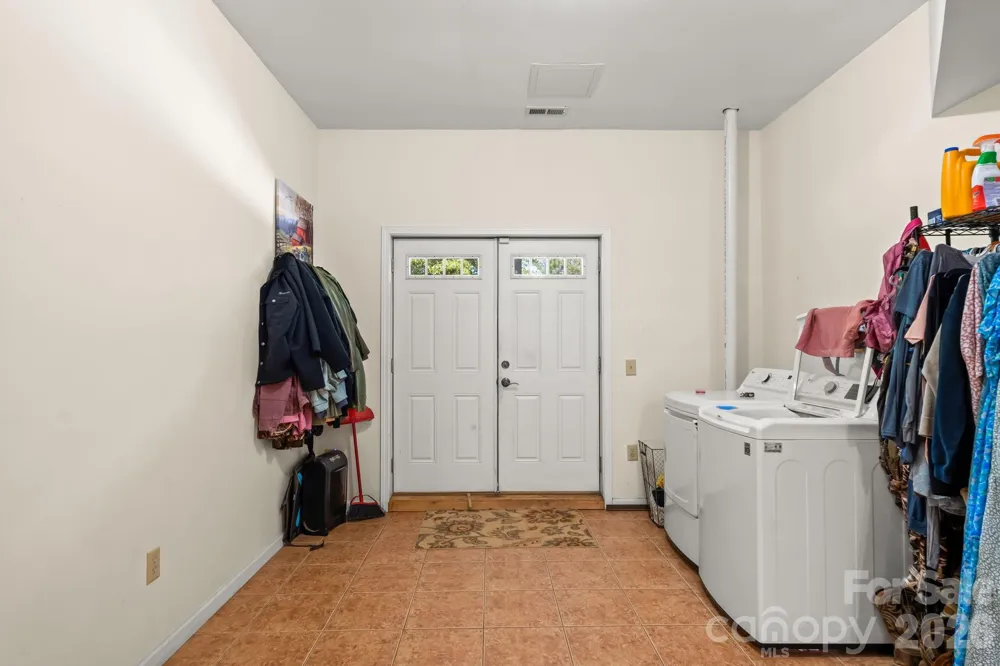3341 Peniel Road Tryon, NC 28782