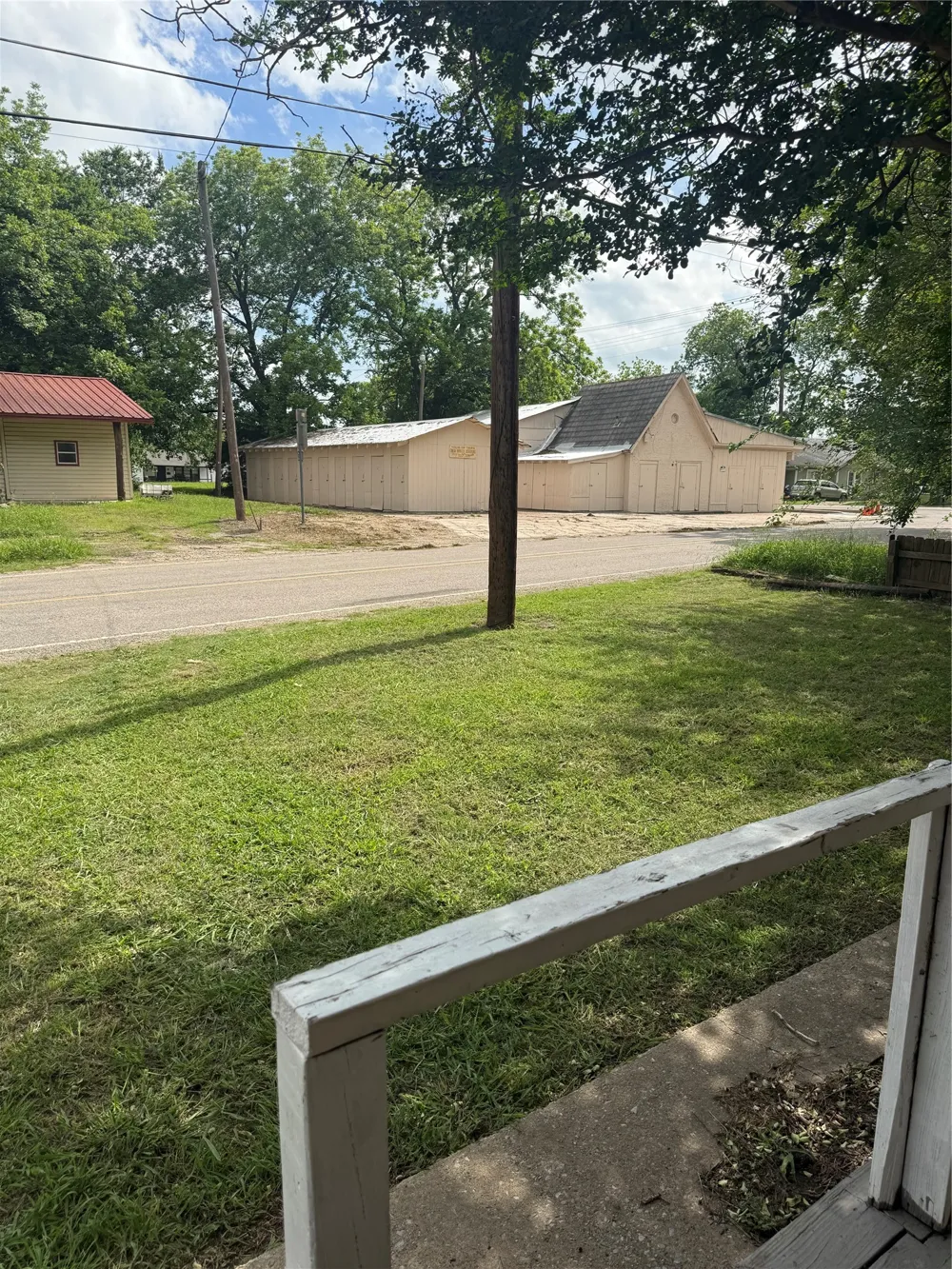 1006 Bishop Street Commerce, TX 75428