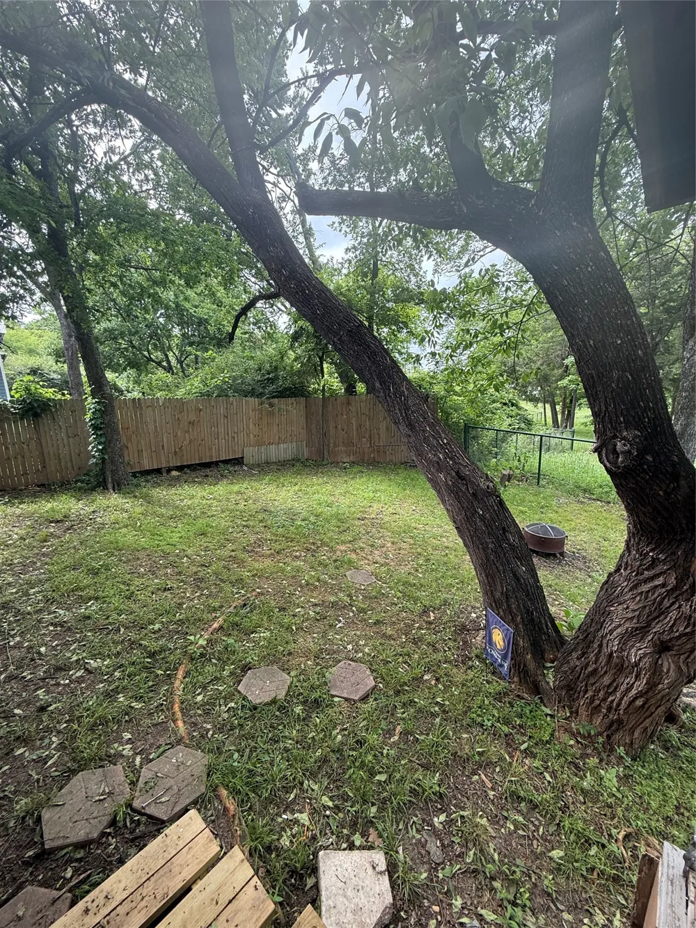 1006 Bishop Street Commerce, TX 75428
