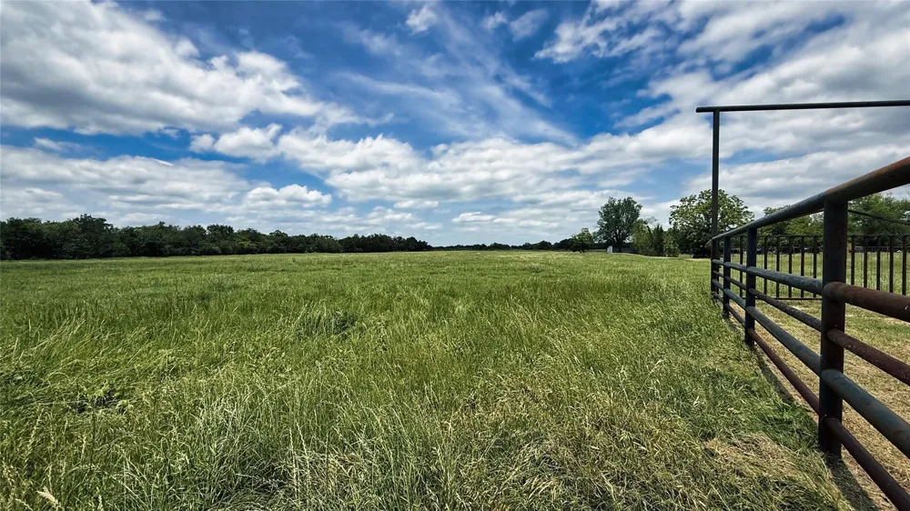 County Road 317 Rockdale, TX 76567