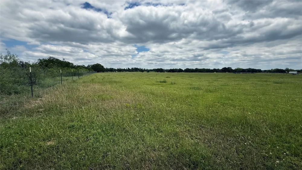 County Road 317 Rockdale, TX 76567