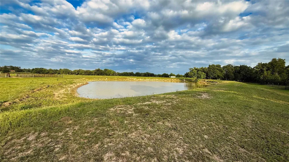 County Road 317 Rockdale, TX 76567