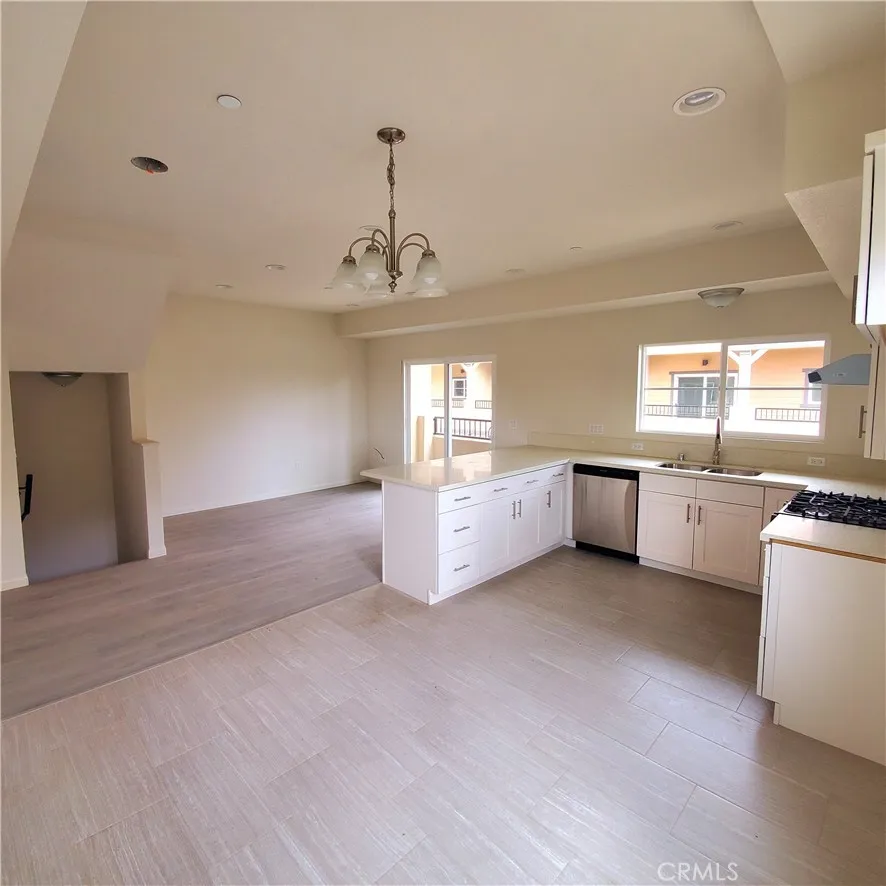 10341 Western Avenue Downey, CA 90241
