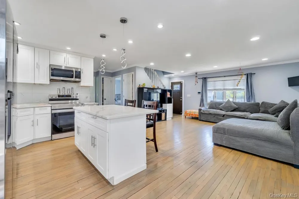 259 Rutherford Avenue Massapequa, NY 11758