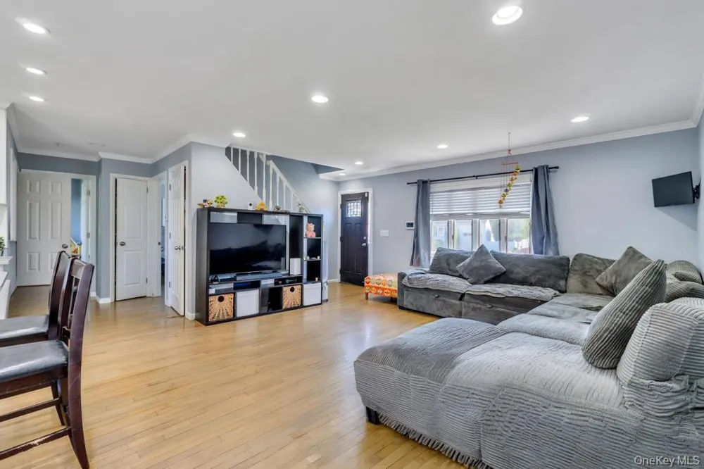259 Rutherford Avenue Massapequa, NY 11758