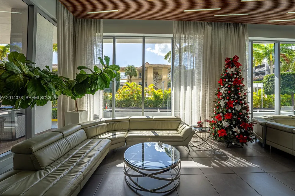 2602 E Hallandale Beach Blvd #R806 Hallandale Beach, FL 33009