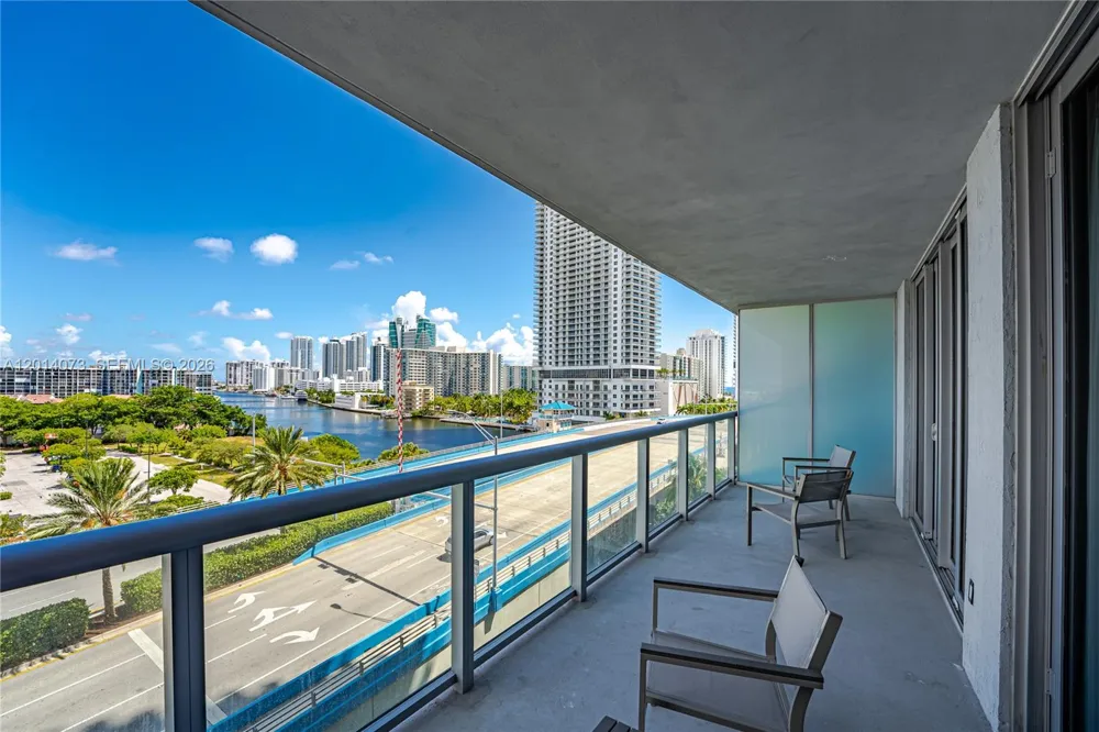 2602 E Hallandale Beach Blvd #R806 Hallandale Beach, FL 33009