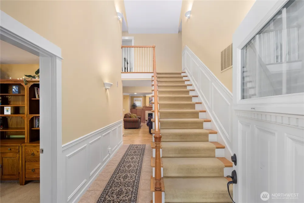 981 E Lakeshore Dr Allyn, WA 98524