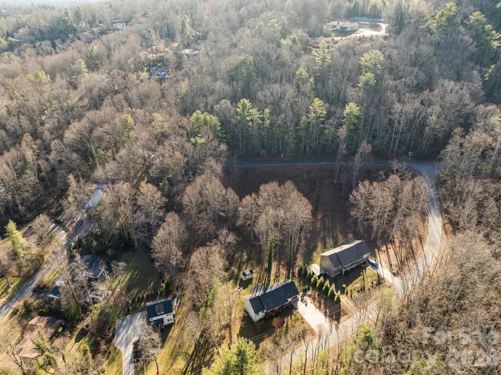 000 Davis Mountain Road Laurel Park, NC 28739