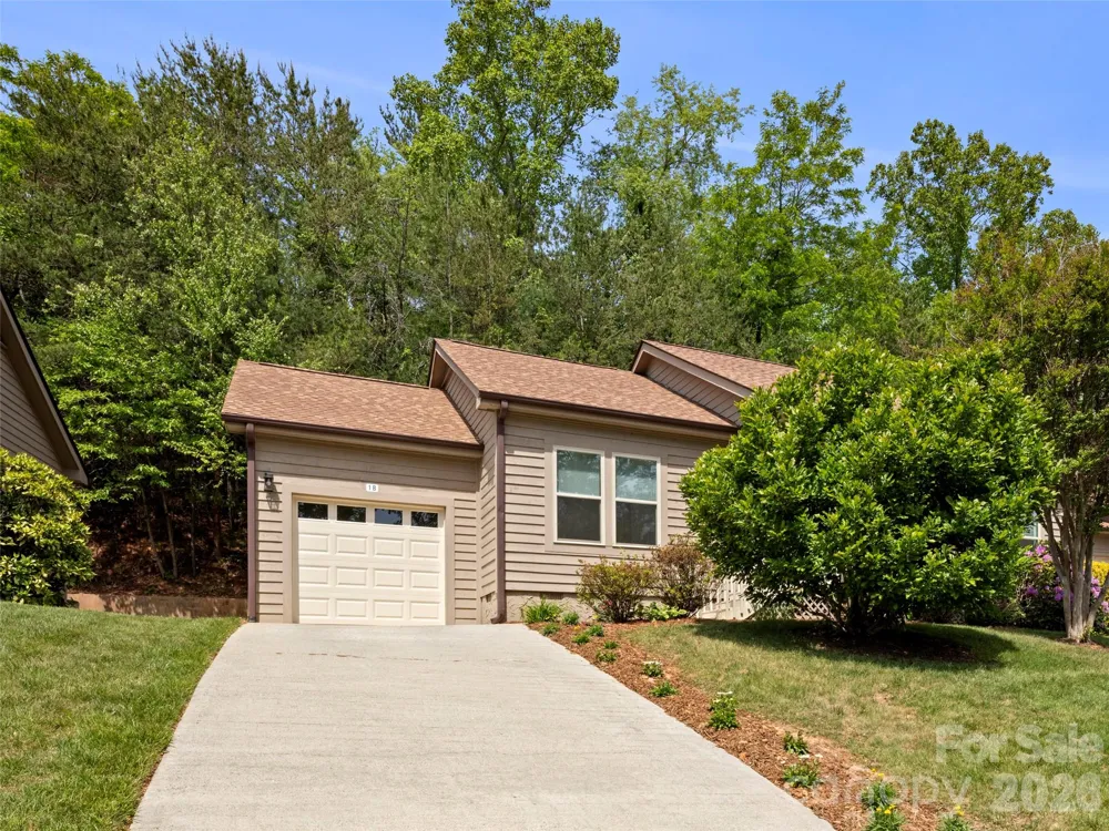 1 Hedgerose Court #B Asheville, NC 28805