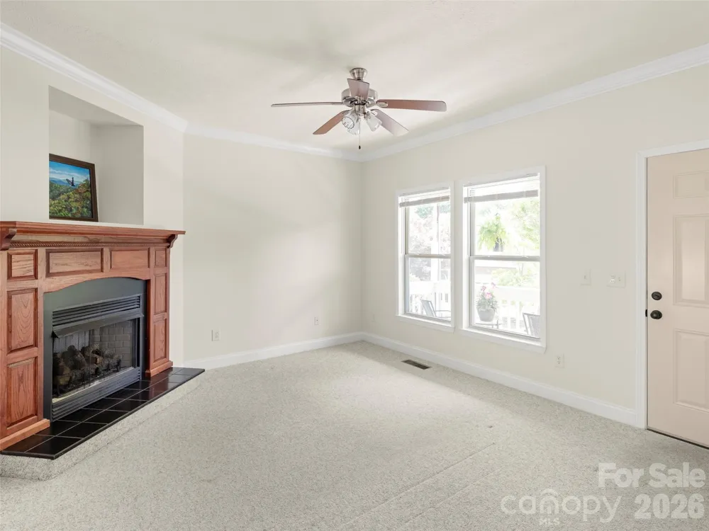 1 Hedgerose Court #B Asheville, NC 28805
