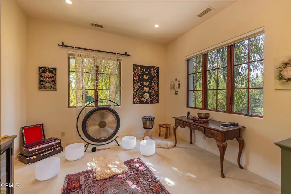 5180 Reeves Road Ojai, CA 93023