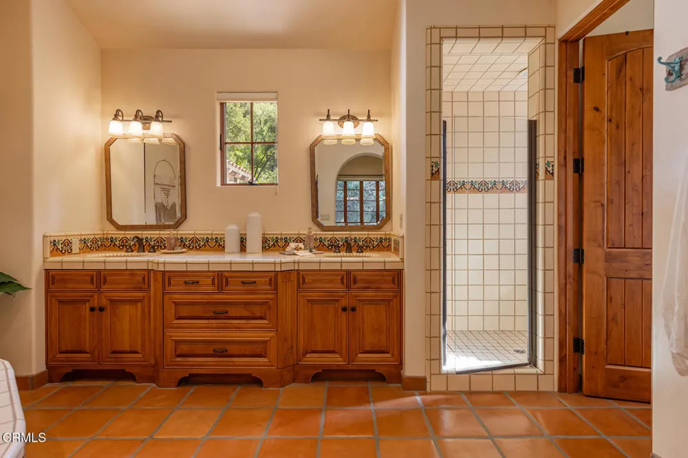 5180 Reeves Road Ojai, CA 93023