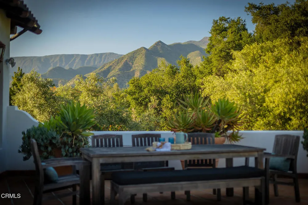 5180 Reeves Road Ojai, CA 93023