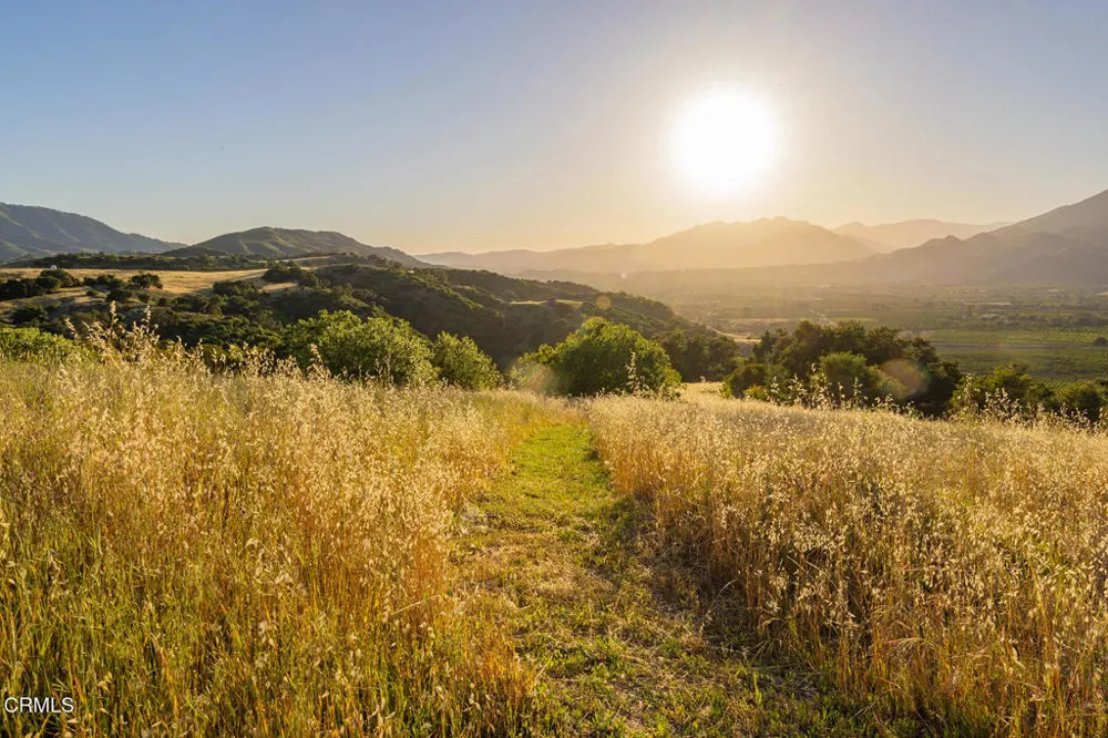5180 Reeves Road Ojai, CA 93023