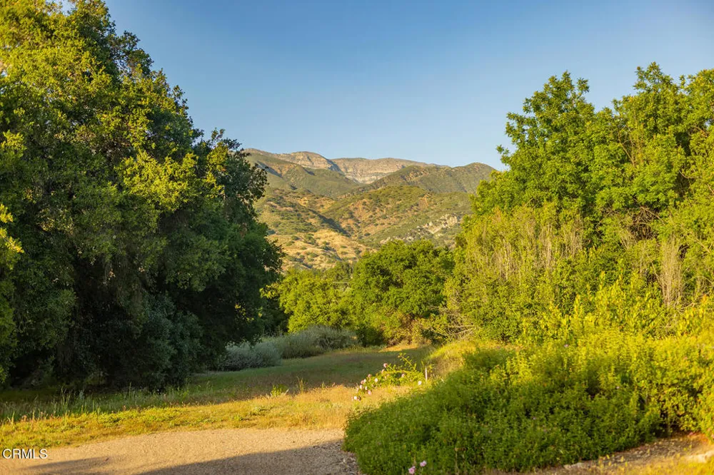5180 Reeves Road Ojai, CA 93023