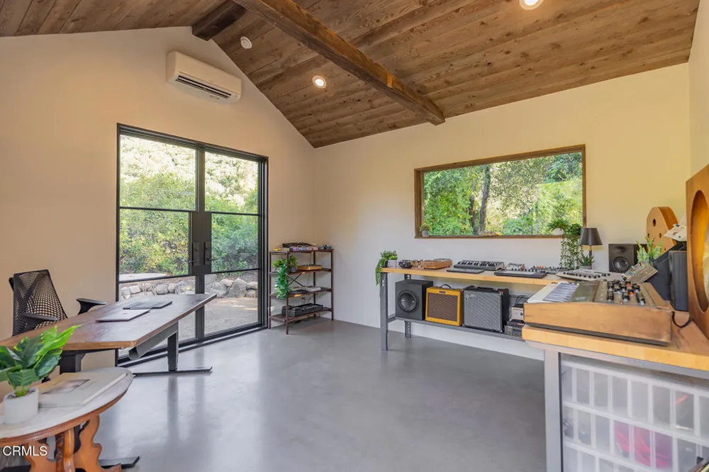 5180 Reeves Road Ojai, CA 93023